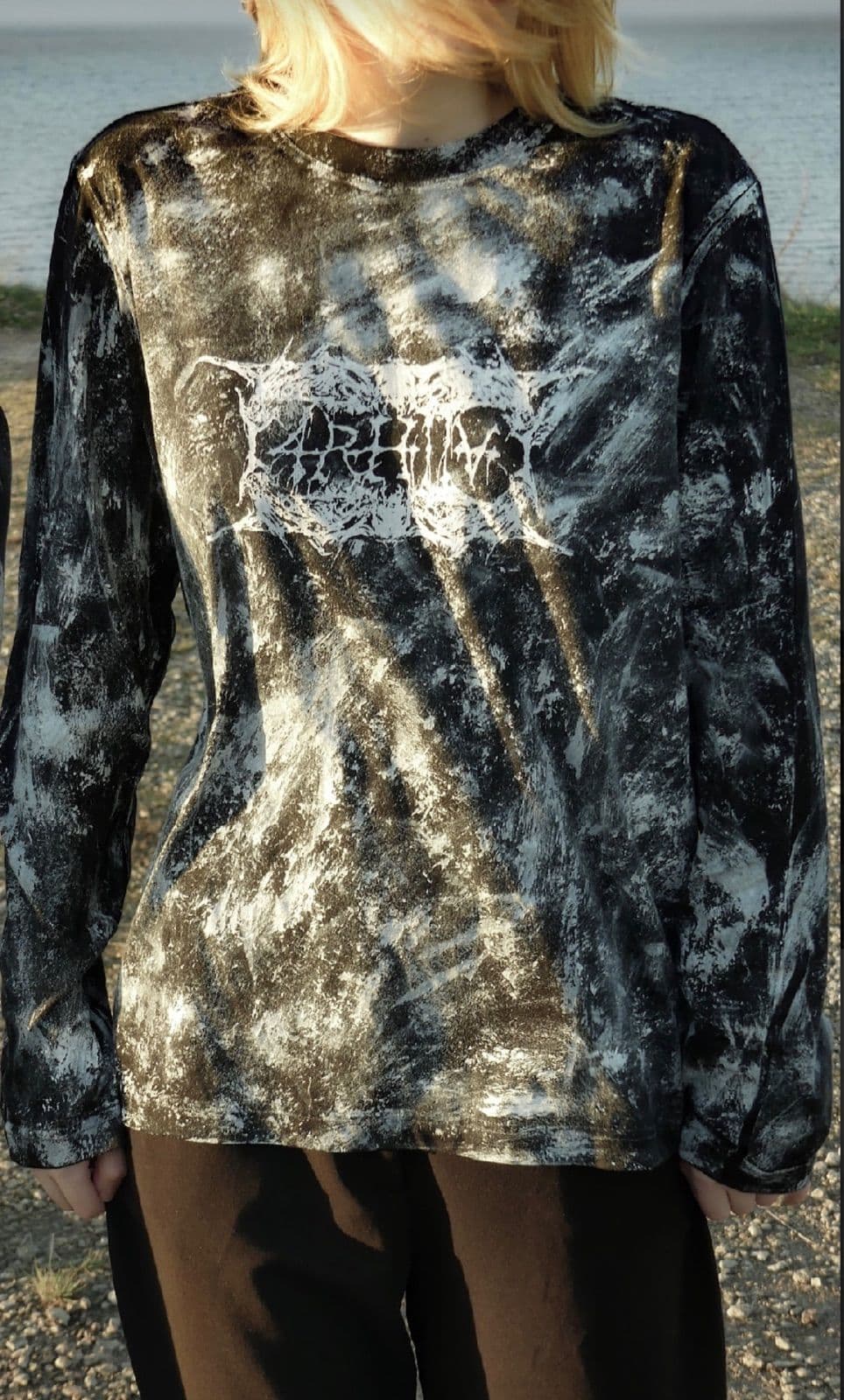 PAINTED LONGSLEEVE view 3