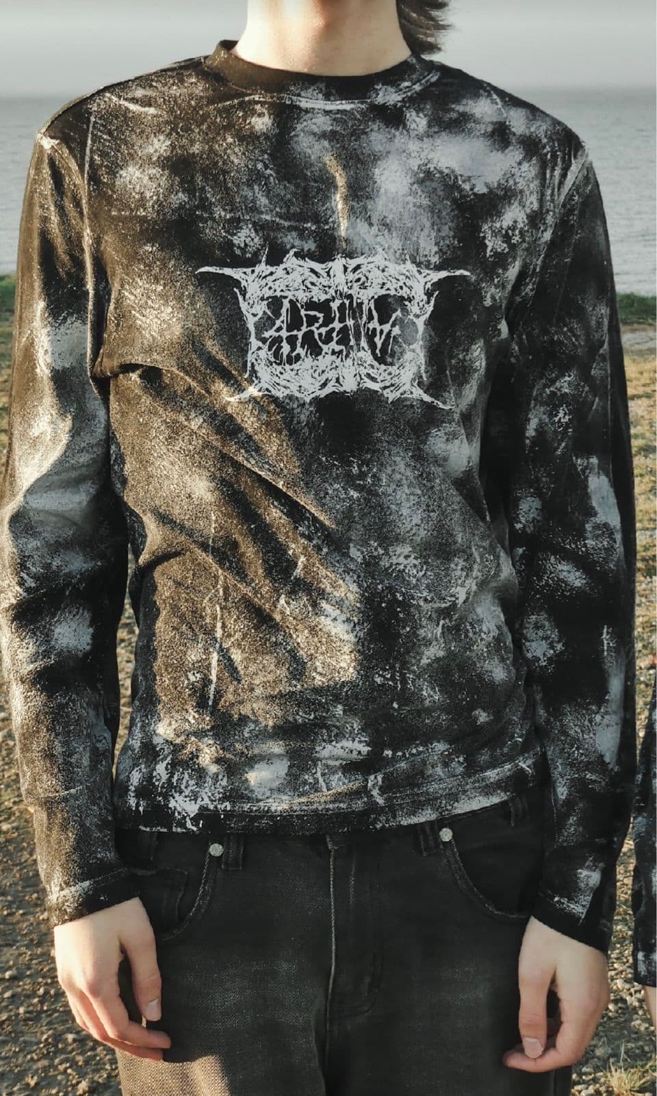 PAINTED LONGSLEEVE view 2