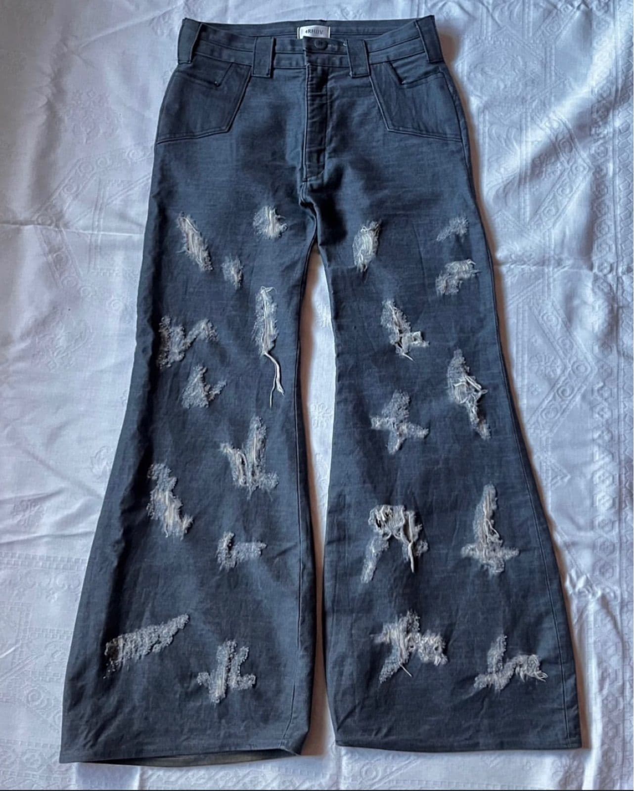 DISTRESSED FLARED JEANS view 2